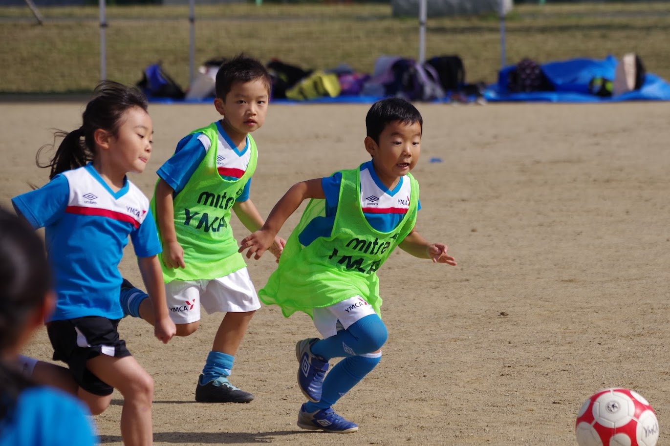 サッカー大会サムネイル